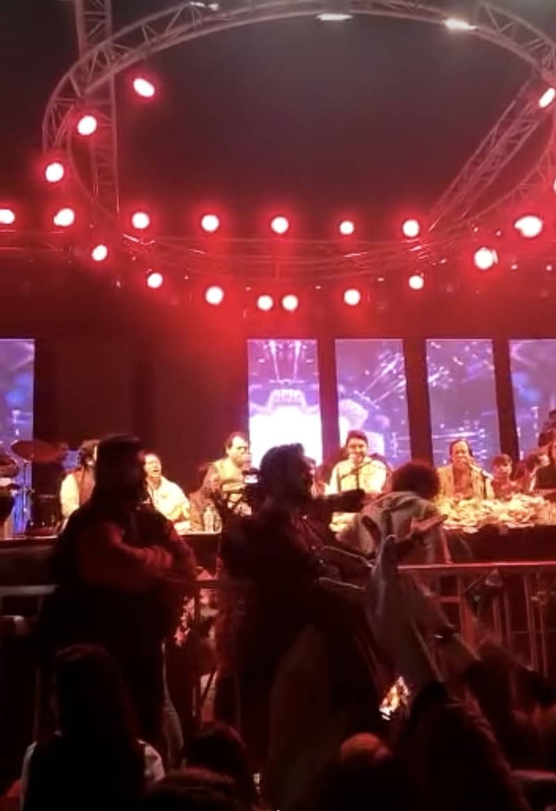 Qawali Night/Live Concert/Karaoke Singers/Live Orchestra/Dhol/Dancers

                                                            alt=