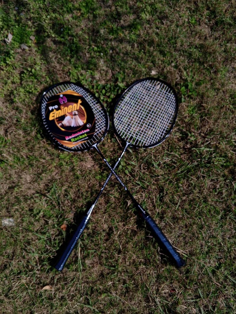 we sale premium quality rackets in very reasonable prices.

                                                            alt=