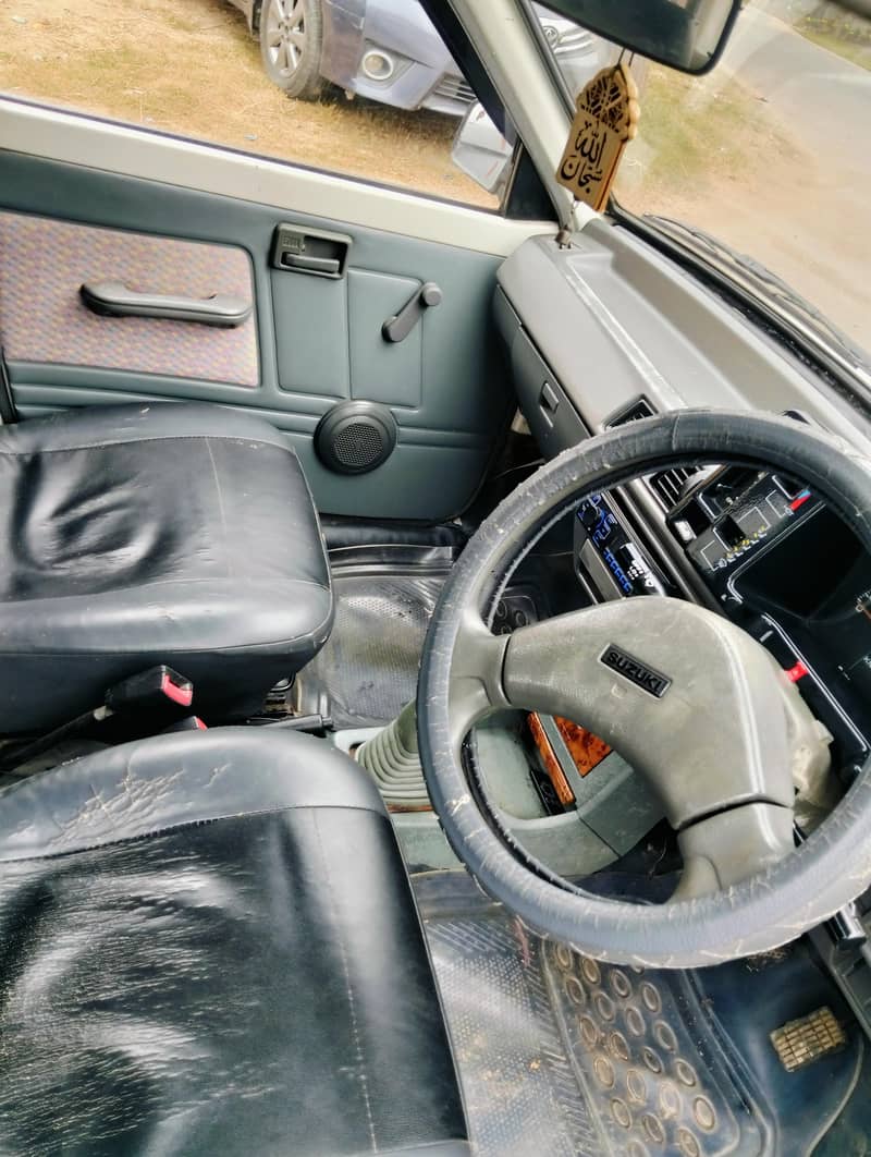 Suzuki mehran vxr 2018

                                                            alt=