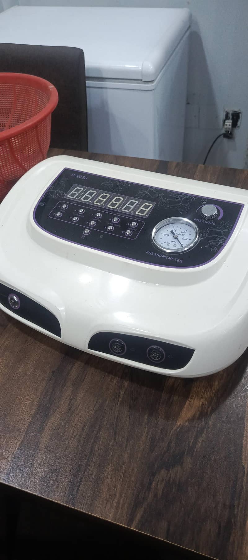 dermabrasion machine 50% off

                                                            alt=