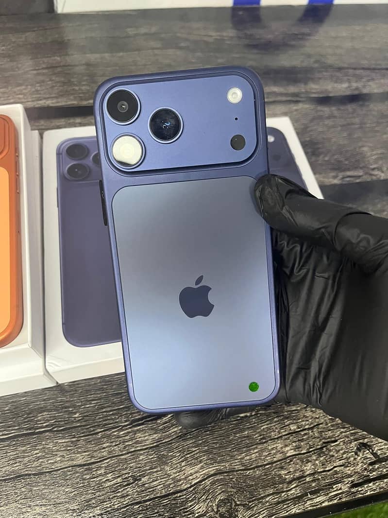 Iphone 17 pro max LlA available in discounted price

                                                            alt=