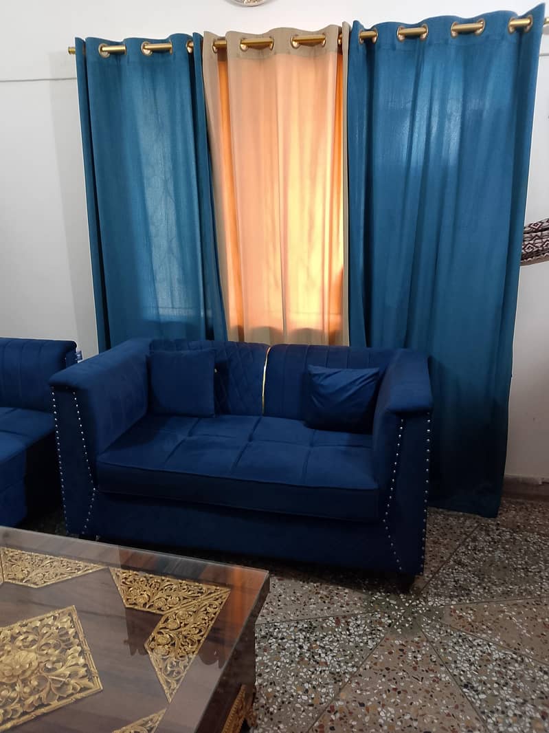 Sofa 7 Seater Velvet Royal Blue Sofa | Solid Wood

                                                            alt=