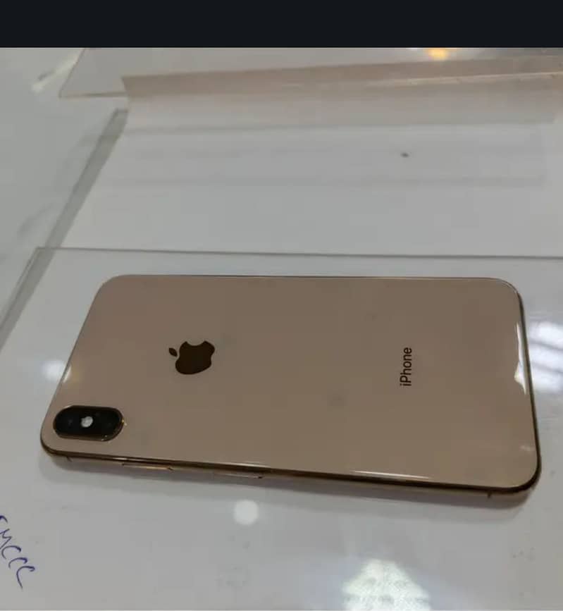 iPhone Xs max 64 GB PTA aprvd 10/10

                                                            alt=