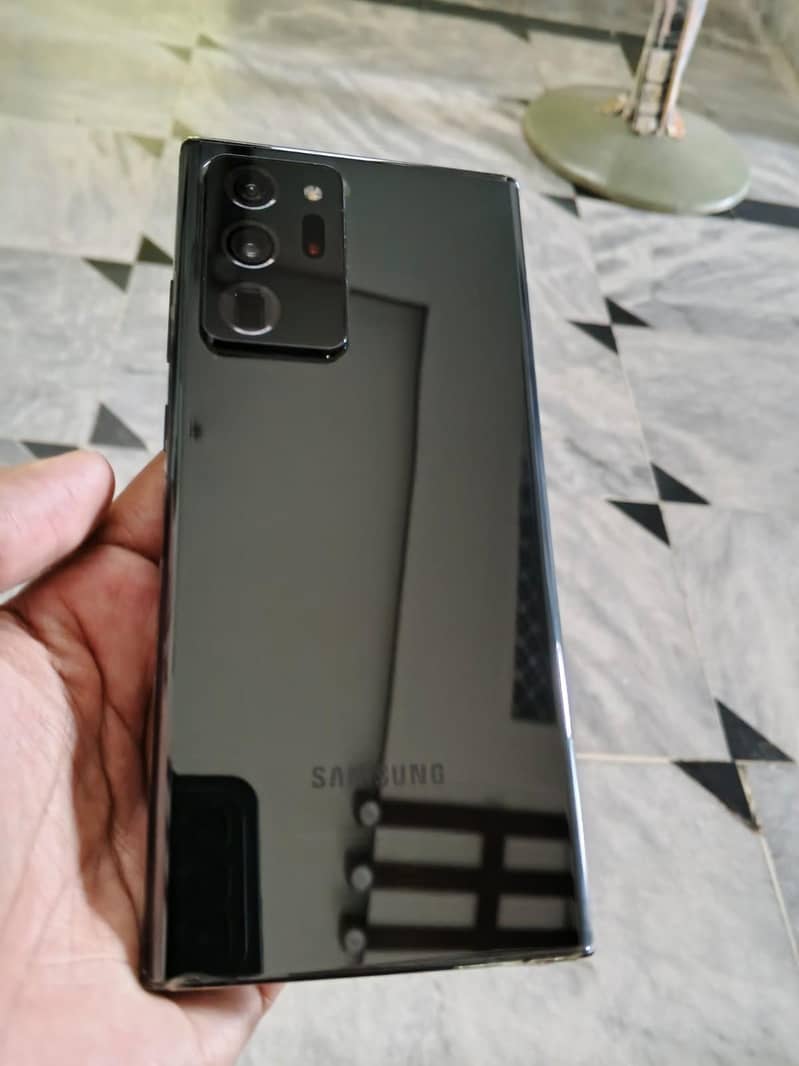 Samsung Note 20 Ultra 5G

                                                            alt=