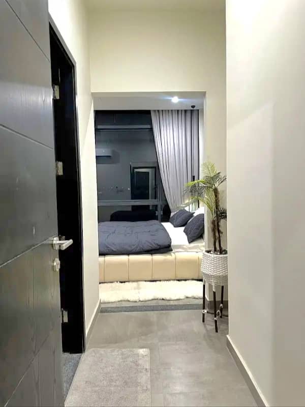 1 bed diamond luxurious furnished apartment in hot location Surprise price.

                                                            alt=