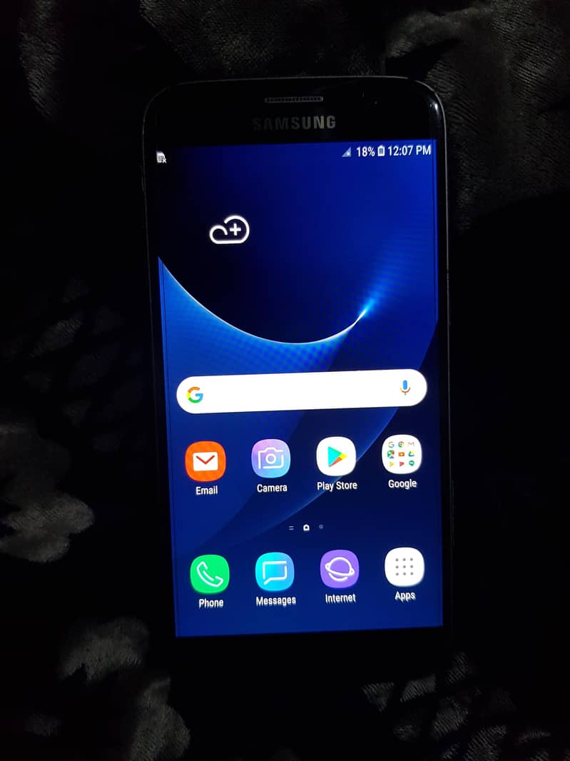 Samsung Galaxy S7

                                                            alt=