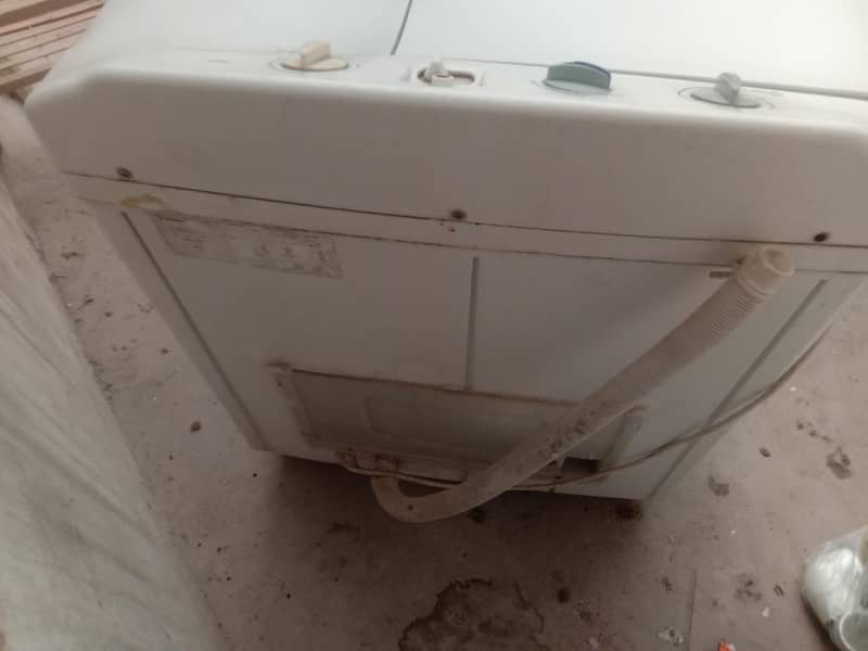 Washing Machine

                                                            alt=