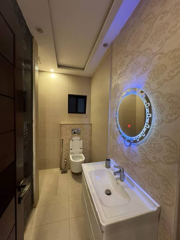 Five Marla Brand New Luxury Furnished House Available For Rent In Bahria Town, Lahore

                                                            alt=