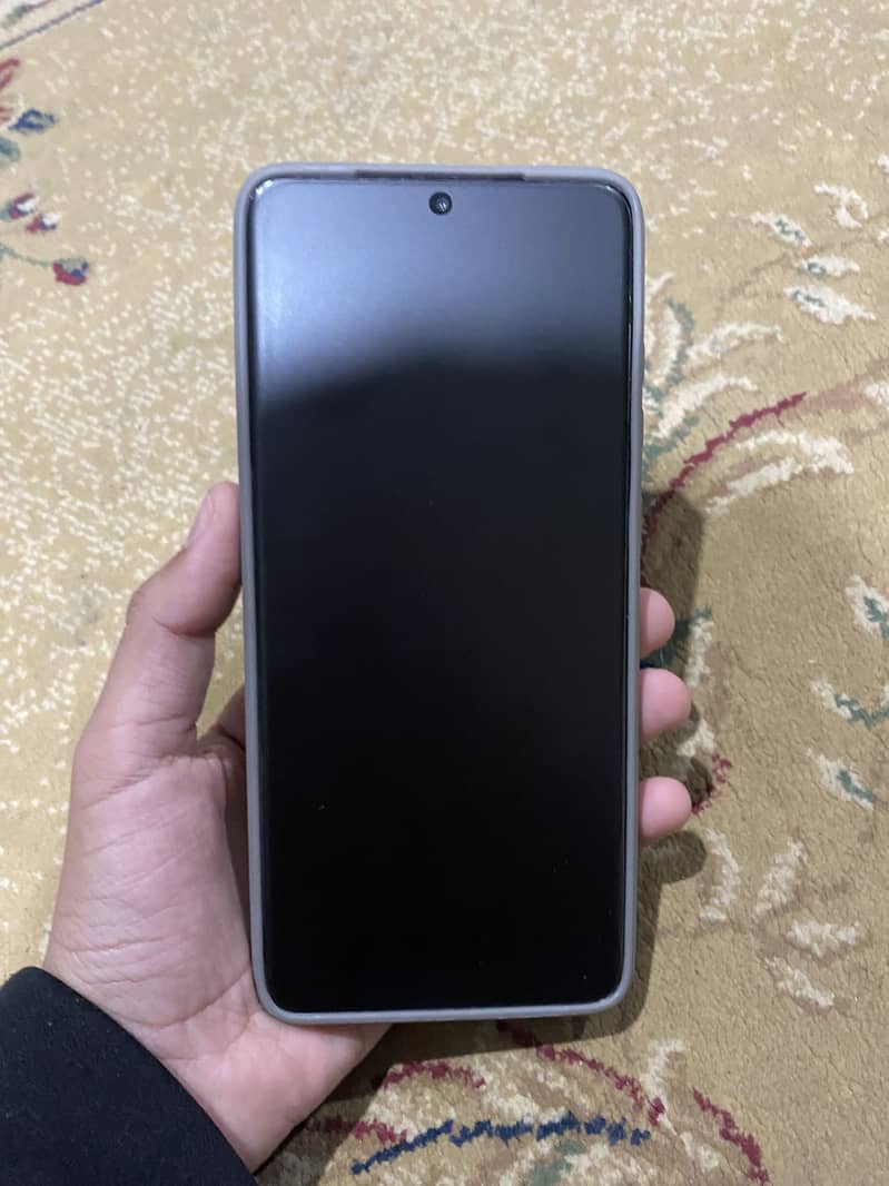 Samsung Galaxy S20 Ultra

                                                            alt=