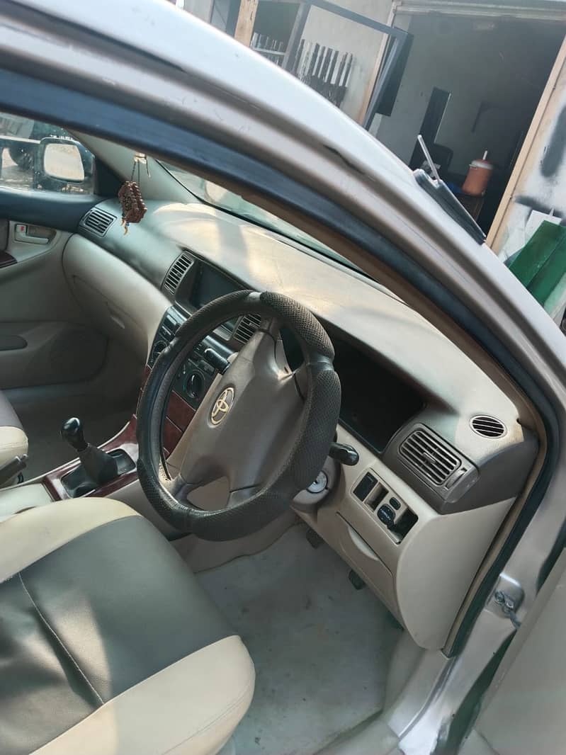 Toyota Corolla 2.0 D 2004 I LAHORE registered

                                                            alt=