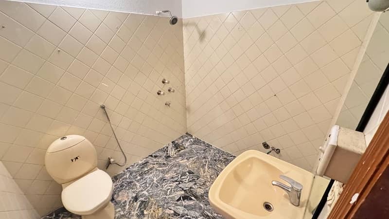 Stunning Independent House Unfurnished

                                                            alt=