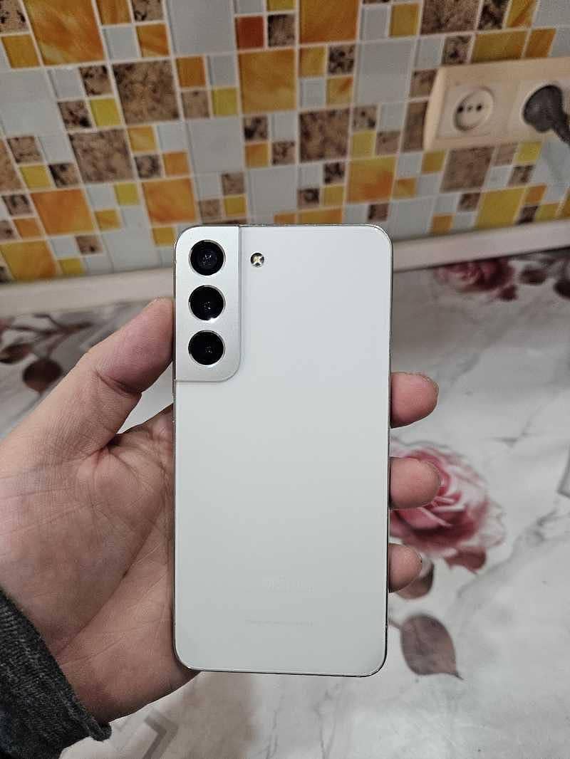 Phone for sale

                                                            alt=