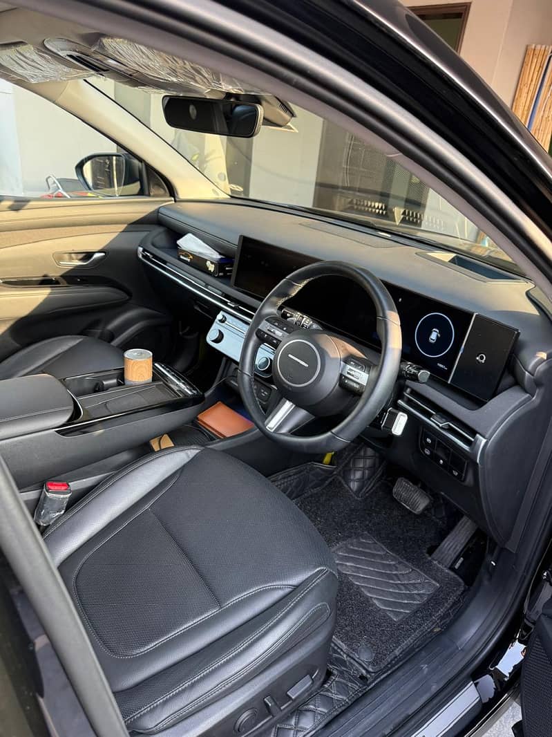 Hyundai Tucson 2025

                                                            alt=