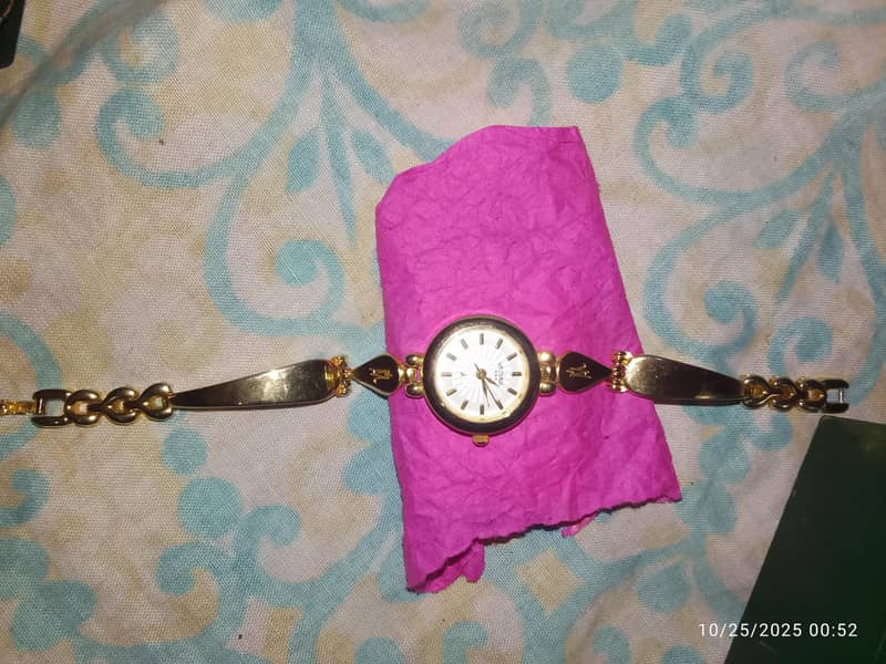 westar old antique piec old is gold

                                                            alt=