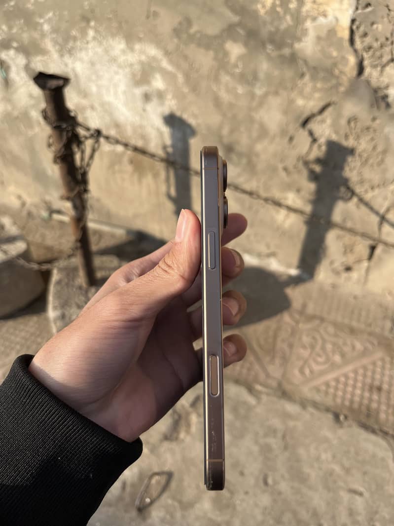 Iphone 16 pro max

                                                            alt=