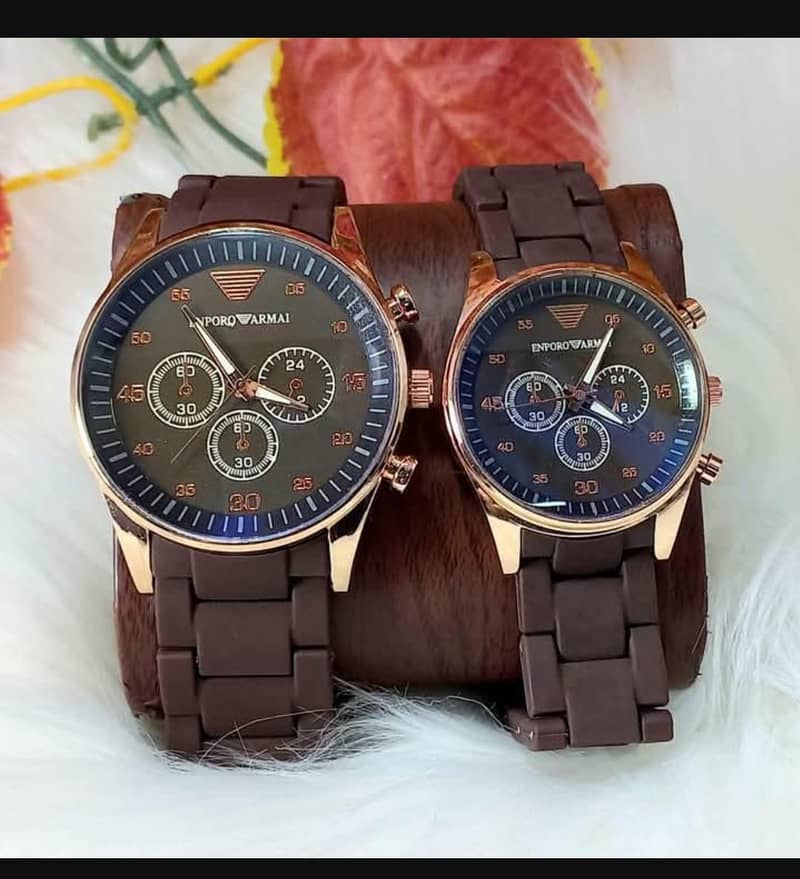 Stainless steel quartz couple watches_2 pcs unisex analogue timepieces

                                                            alt=