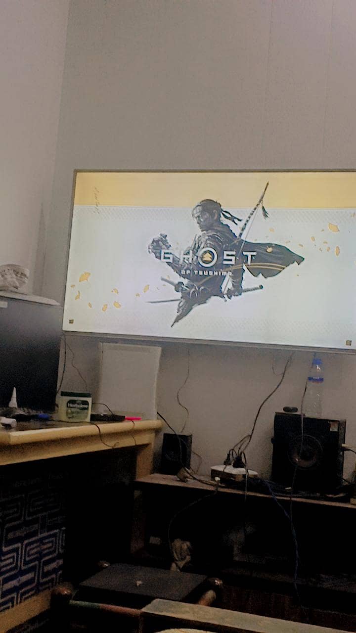 ps4 jailbreak 9.0 silm 500gb with box

                                                            alt=