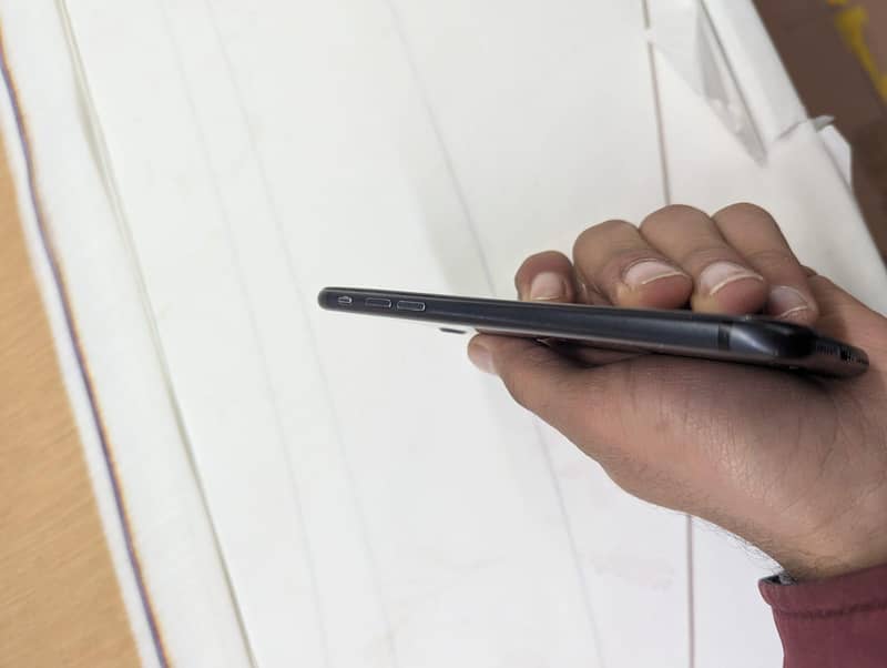 Iphone 7

                                                            alt=