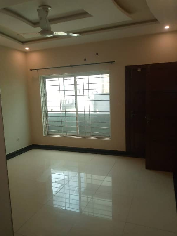 2 Beds apartment in Minara Residency 1760 Sq ft

                                                            alt=