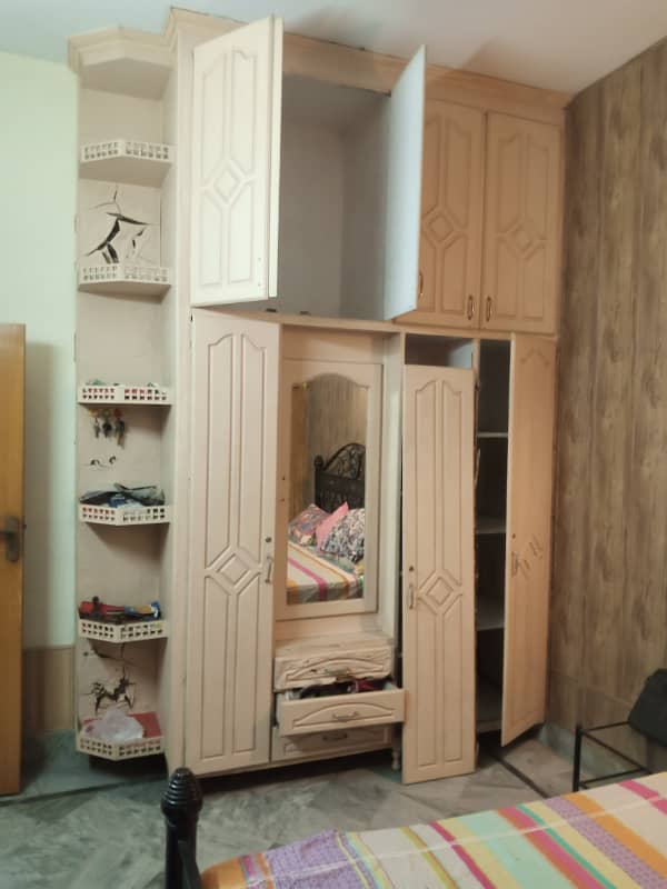 03211777676 House for sale khayaban colony number 1 Faisalabad

                                                            alt=