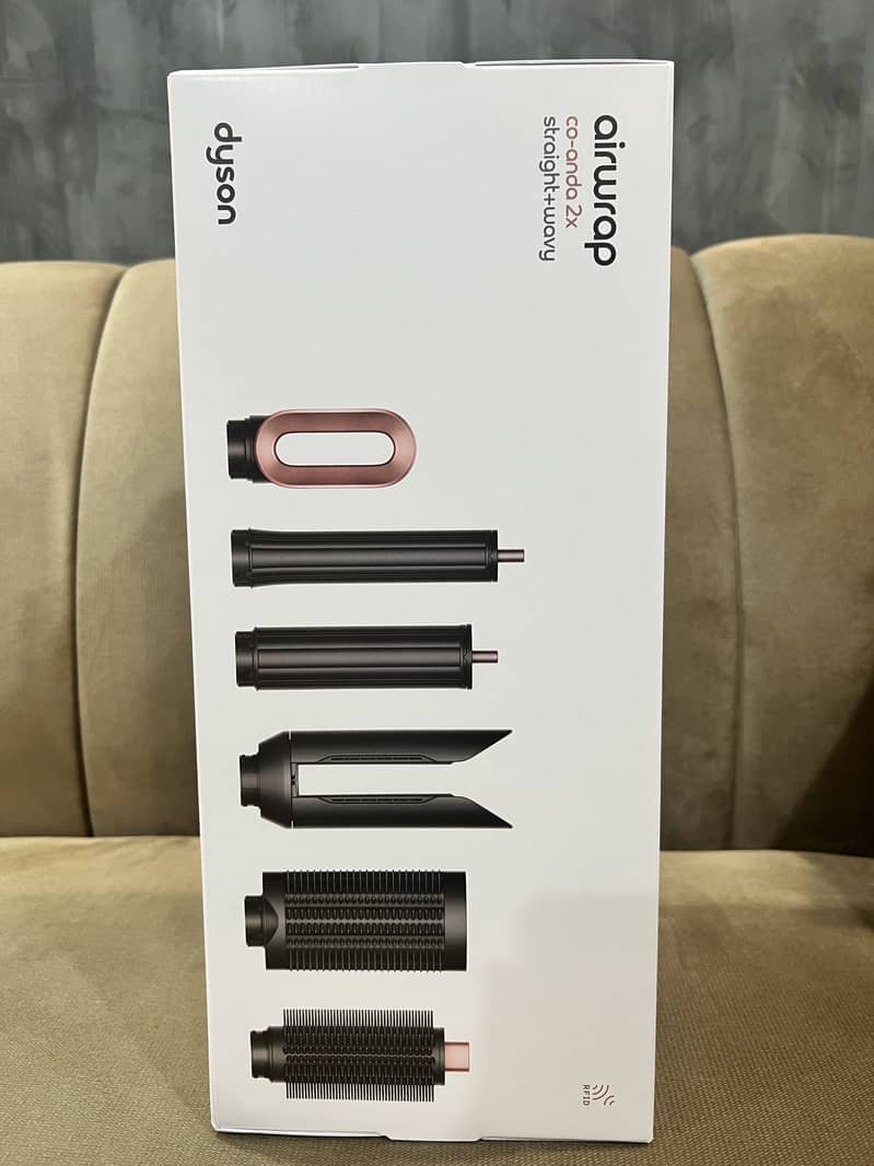 Dyson Airwrap I’d HS09

                                                            alt=