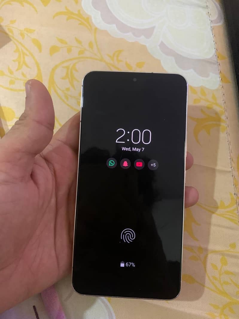 Samsung S22

                                                            alt=