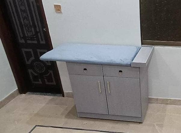 Bed Set (Almari, Dressing Table & Iron Stand)

                                                            alt=