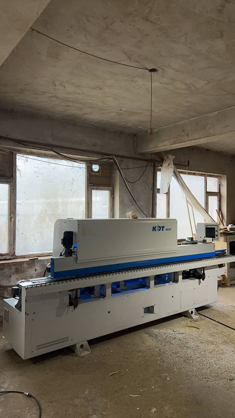 Edge banding machine / Woodworking edge machine / banding machine

                                                            alt=