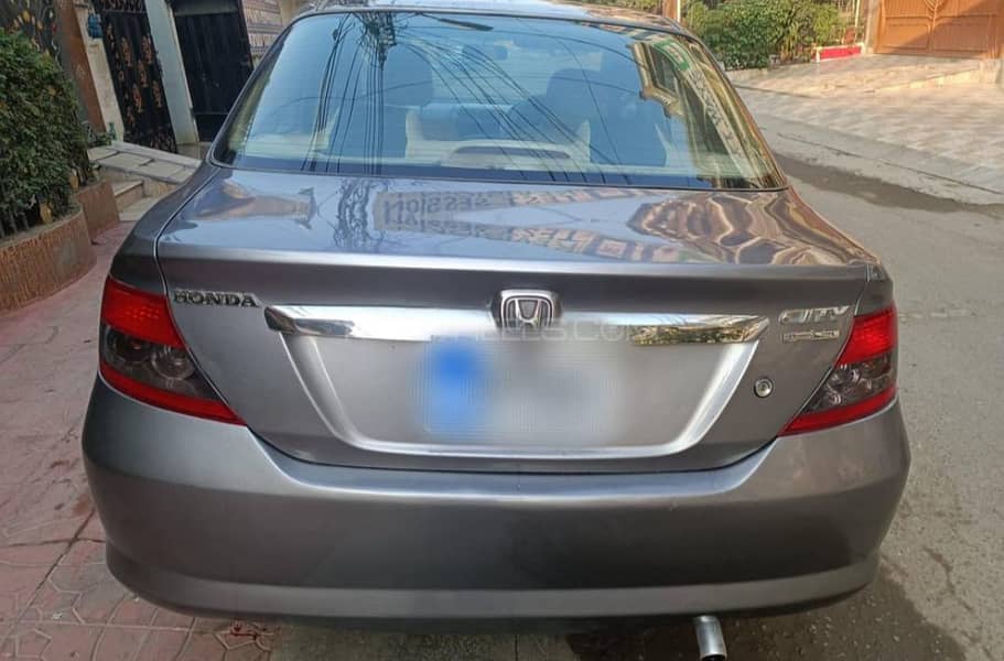 Honda City 2004

                                                            alt=
