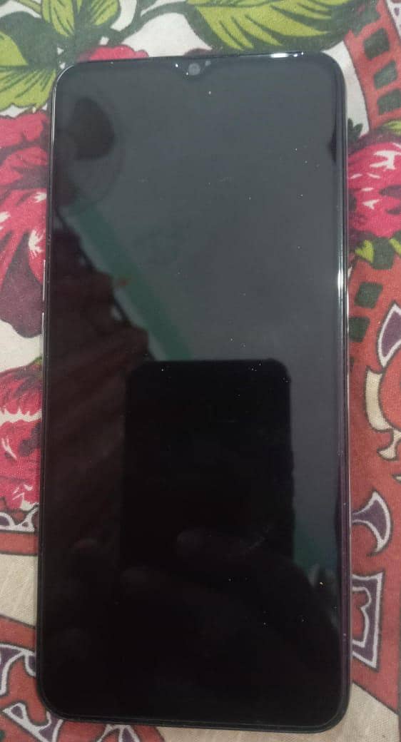 Oppo A16 6-64 with box

                                                            alt=