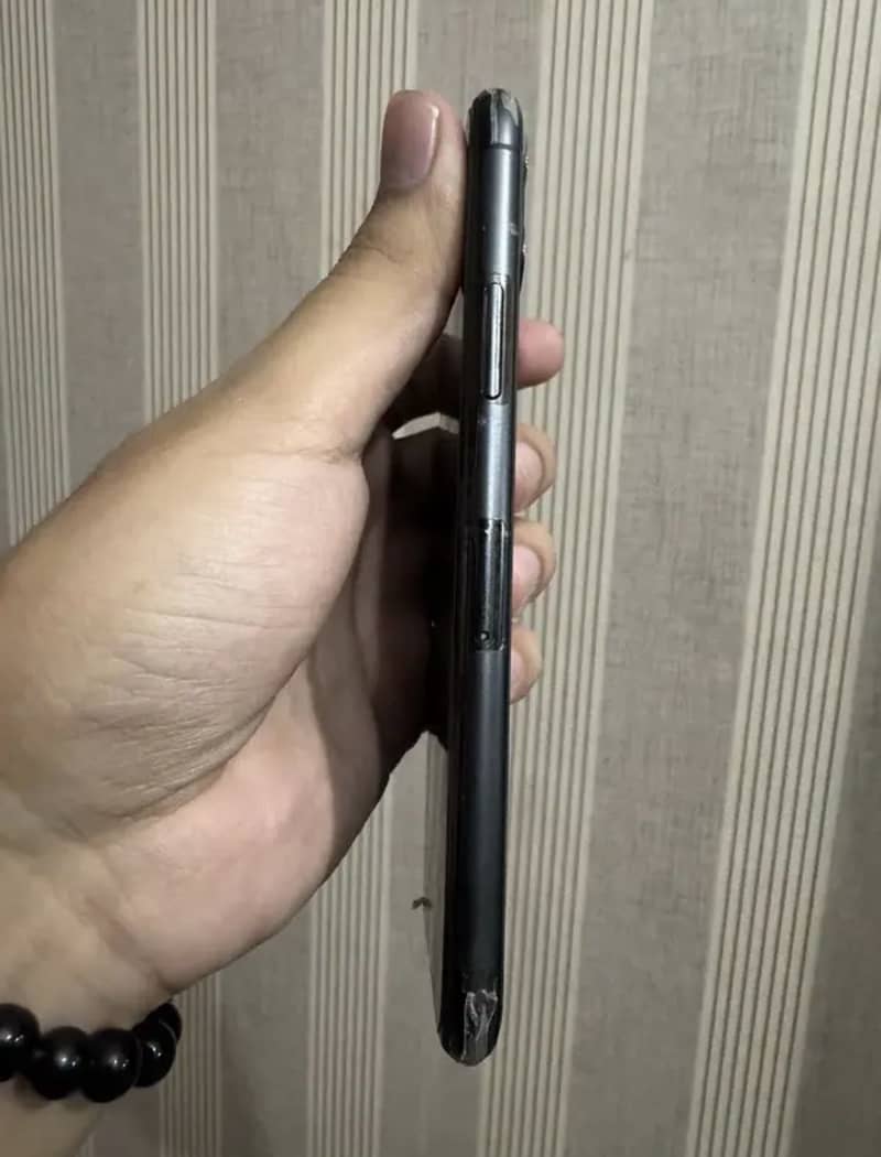 Iphone 11 pro max

                                                            alt=