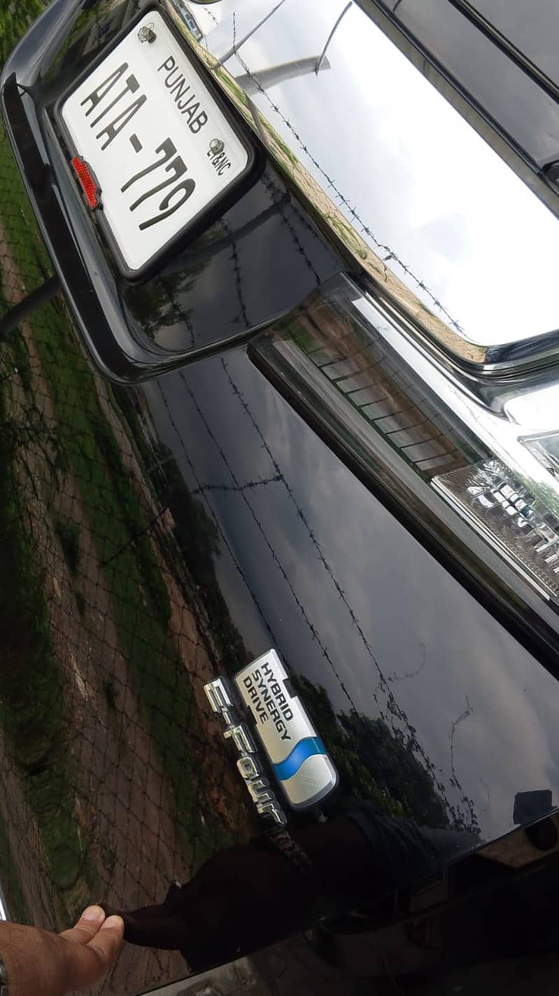 Toyota Vellfire 2.5,Toyota vellfire 7 seater, Toyota 2.5

                                                            alt=