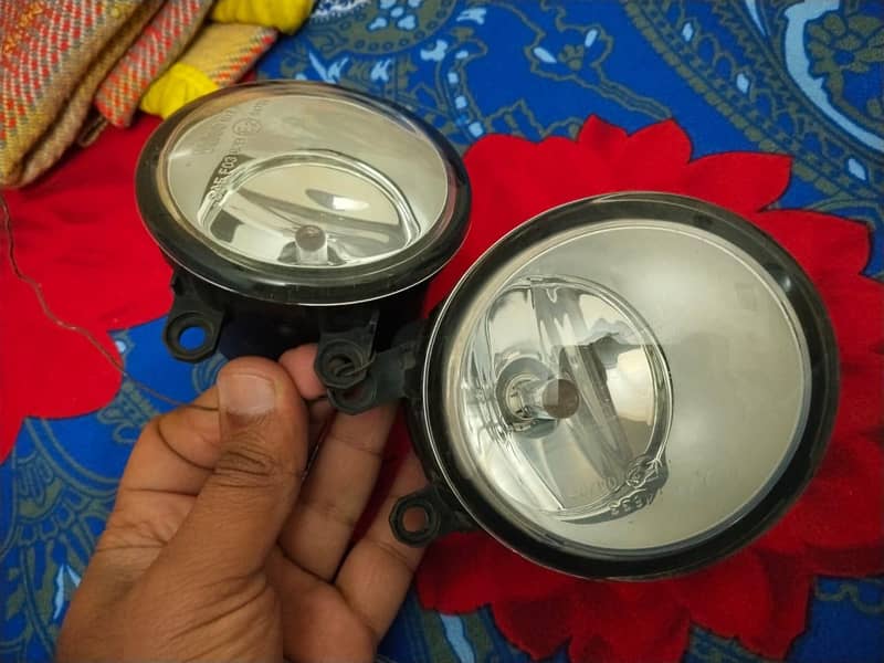 Orignal Japnese Toyota Fog lamp

                                                            alt=