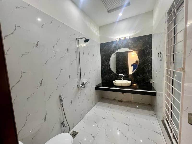 5 Marla Brand New Luxury Modern House Final Rent All Original picture Attached For Rent In johar town phase 2 Near Emporium Mall Canal Road Expo Center

                                                            alt=