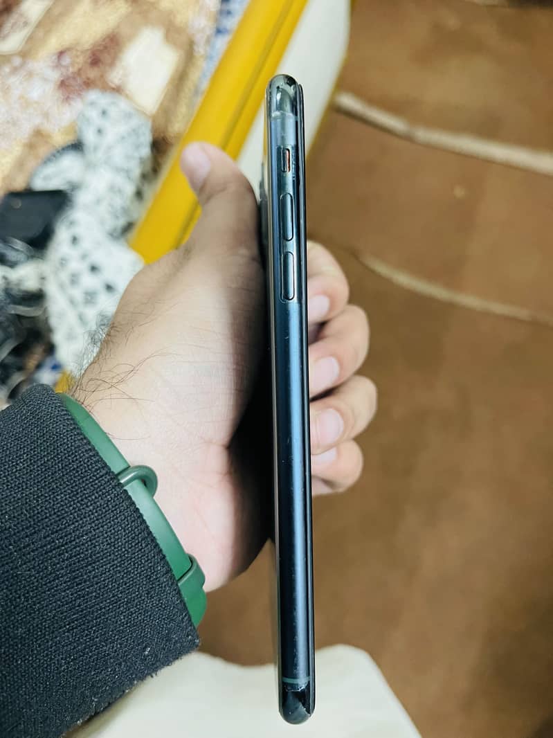 11 pro max 256 jv sim non active

                                                            alt=