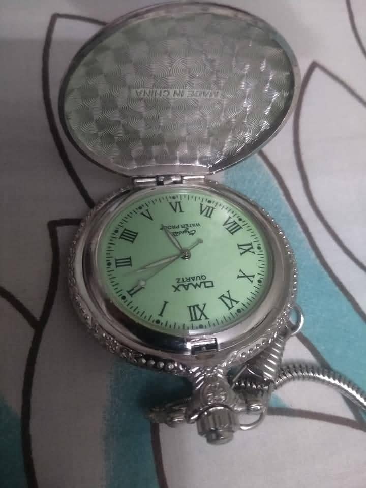 اومیکس مین کوارٹز پاکٹ واچ

                                                            alt=