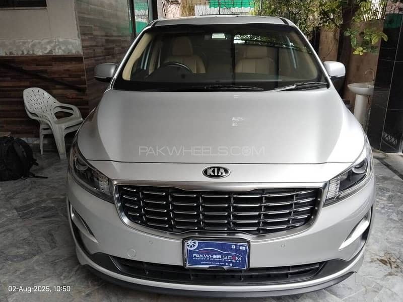 Kia Grand Carnival EX 2018 imported

                                                            alt=