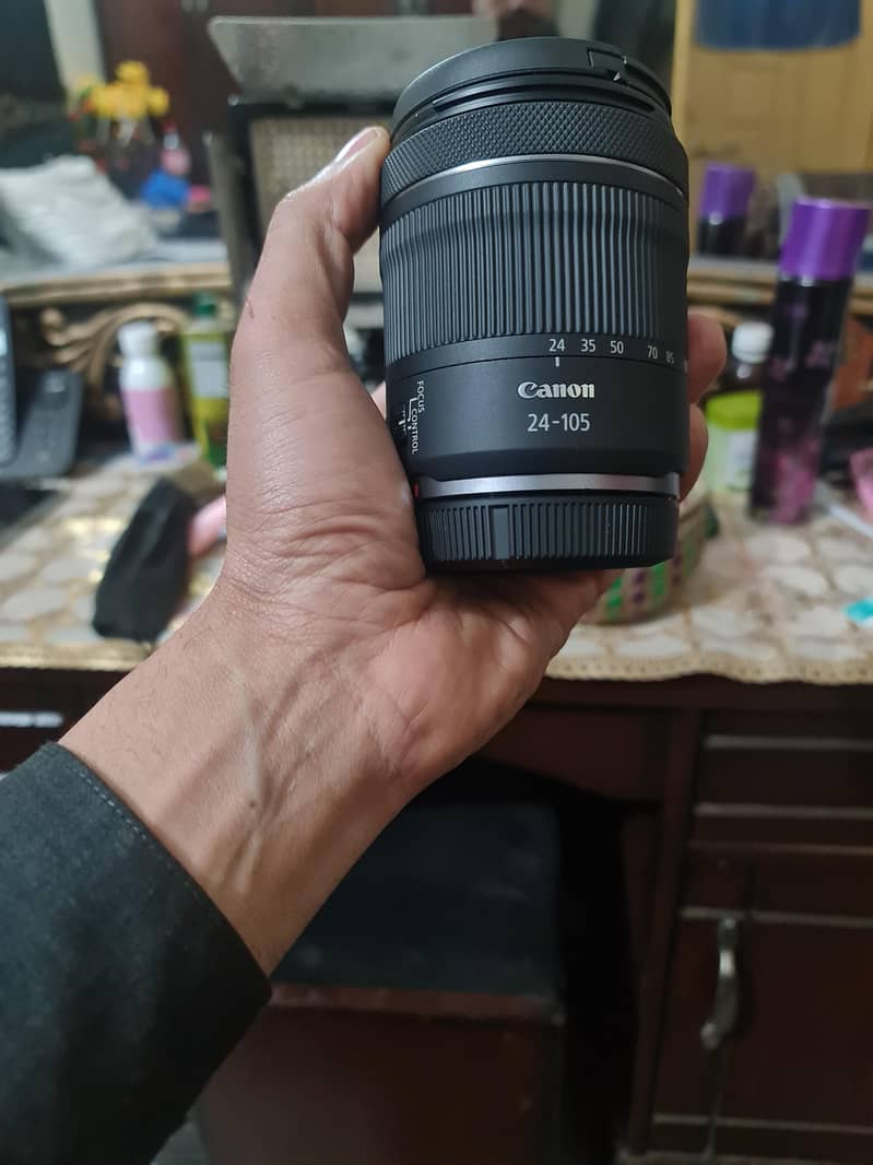 canon eos R8 body and 24-105mm ls stm lens

                                                            alt=