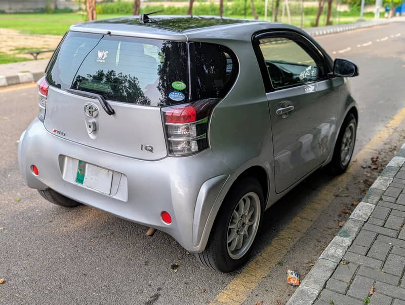 Toyota iQ 2012

                                                            alt=