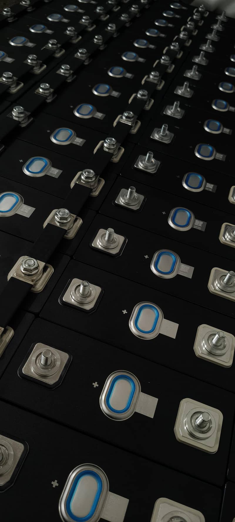 REPT CATL EVE Gotion Lithium Cells 320A,280A,105ABatteries 12v,24v,48v

                                                            alt=