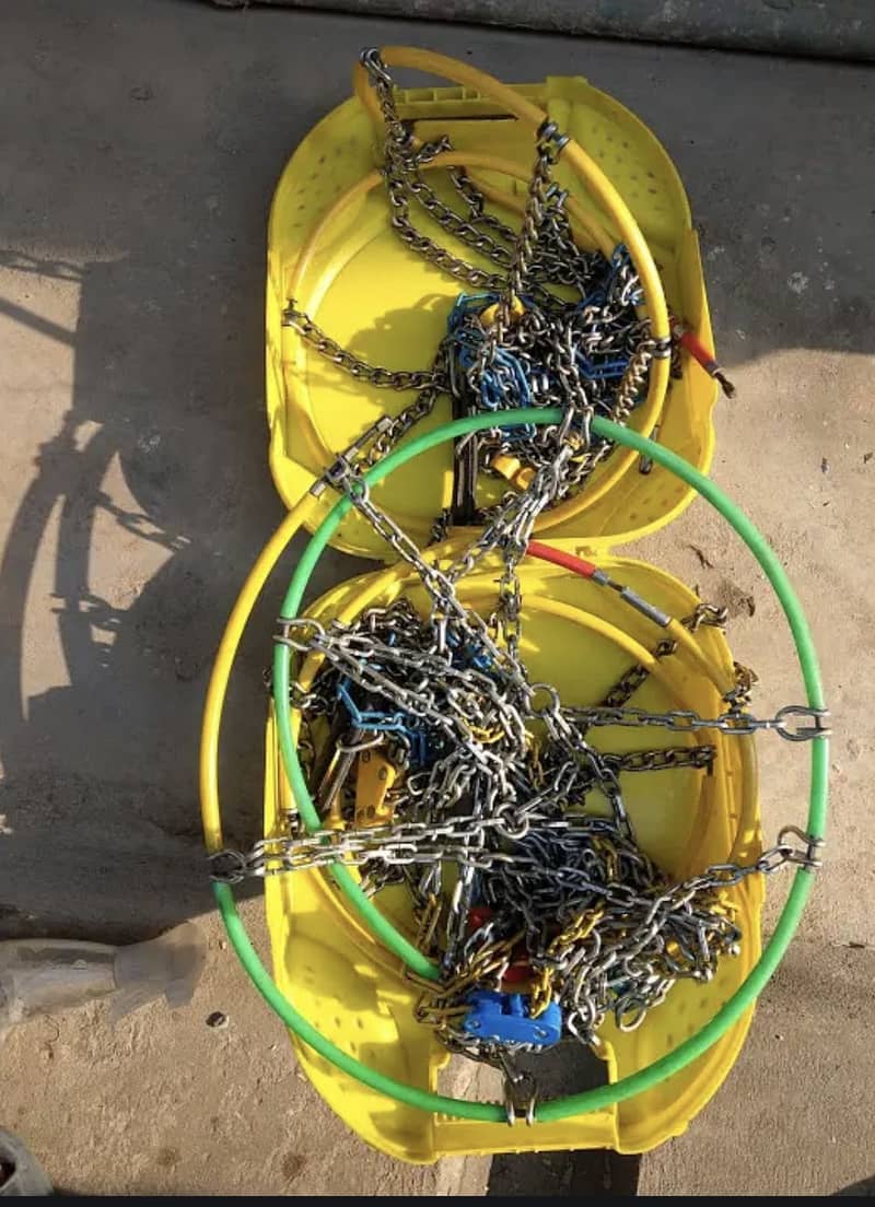 Snow chains 14 inch to 20 inch

                                                            alt=