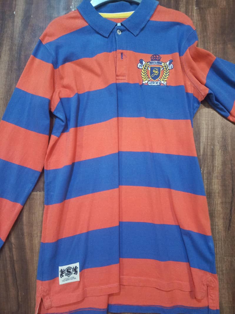 2 super squad shirts 15-16 years

                                                            alt=