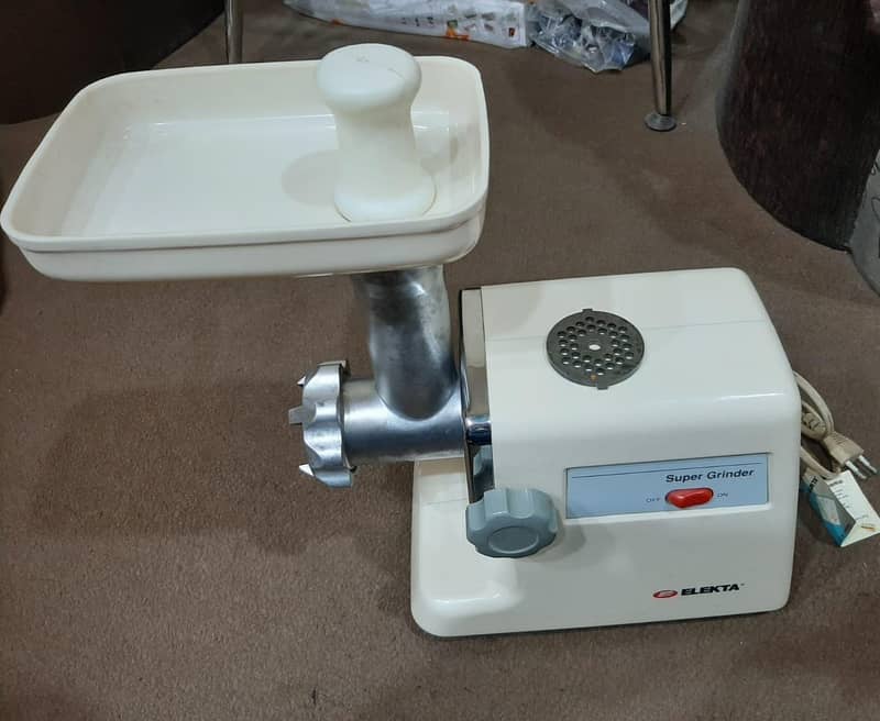 Elekta Meat Grinder

                                                            alt=