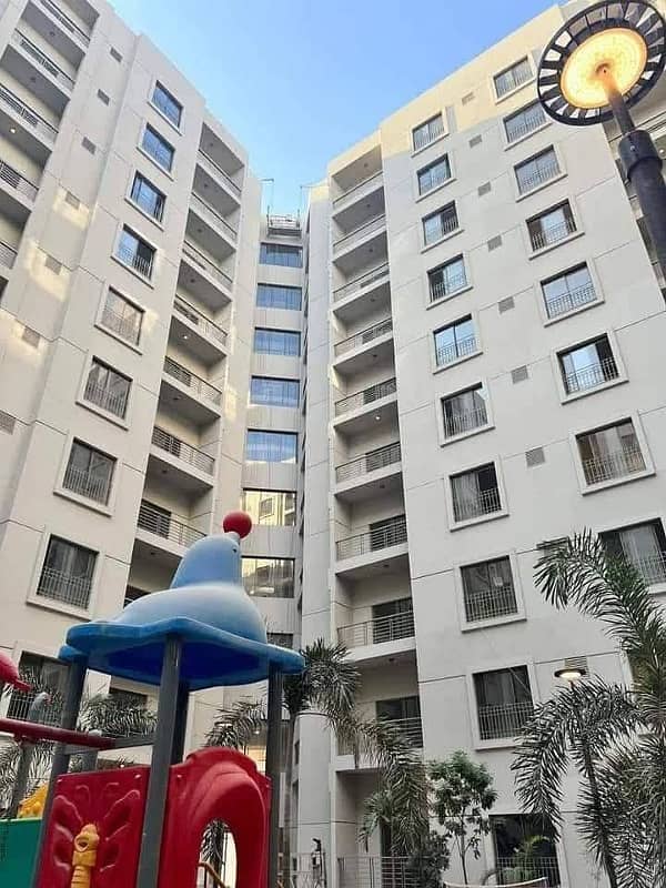 Paragon Towers 2 Bed Rooms Apartment, one and only gated Community Apartments for a secure and peaceful living

                                                            alt=