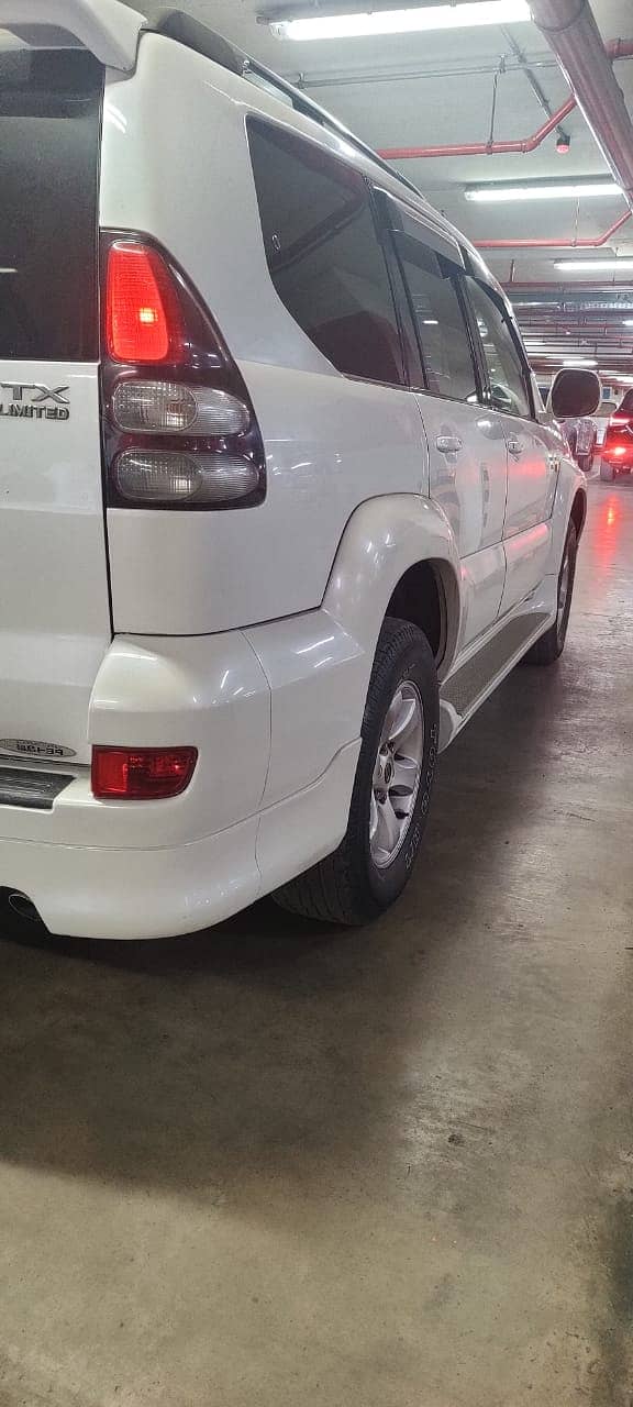 Toyota Prado 2004 I KArachi registered I family use car

                                                            alt=