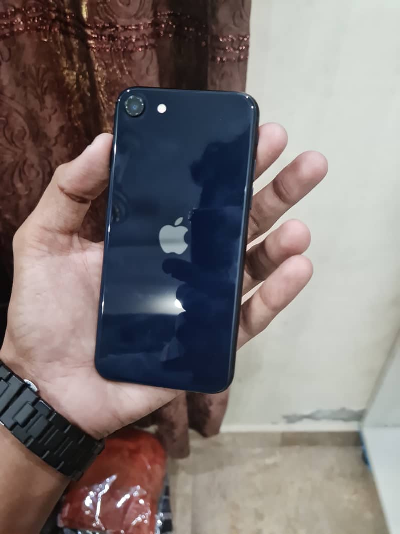 iPhone se 2022 3rd gen jv

                                                            alt=