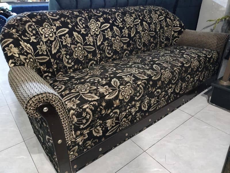 Sofa Set for Sale (3-2-1 Seater) - 6 Seater Sofa - Branded Sofa

                                                            alt=