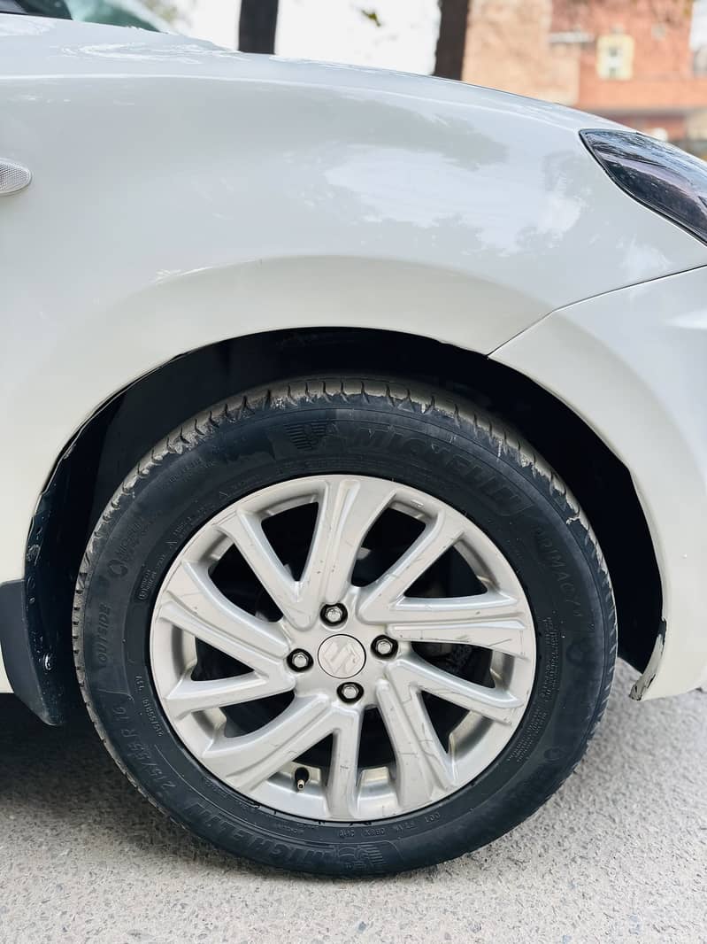 Suzuki swift GL Automatic

                                                            alt=