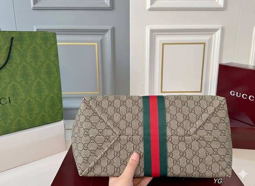 Gucci Tote Bag – Like New | Original Look

                                                            alt=