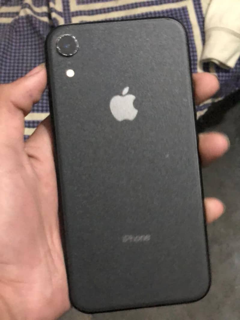 i phone xr

                                                            alt=